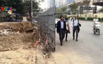 Vỉa hè không còn là của người đi bộ
