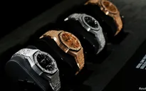 Dịch bệnh khiến đồng hồ xa xỉ “ế khách”