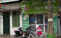 Cuộc sống ở khu phố Trúc Bạch, Hà Nội trở lại bình thường sau lệnh cách ly