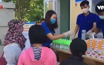 Quảng Nam: Người dân đổi rác thải nhựa lấy sản phẩm phòng chống dịch