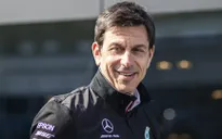Toto Wolff nhận được sự quan tâm của Aston Martin