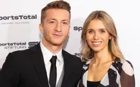 Toàn cảnh thể thao đẩy lùi COVID-19: Marco Reus và vợ có hành động ý nghĩa trong mùa dịch