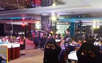 Vẫn còn trường hợp tập trung đông người