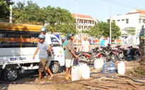 Bến Tre: Người dân mua nước giá 300.000 đồng/m3 do hạn mặn