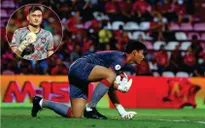 HLV Muangthong United lý giải việc đẩy Đặng Văn Lâm lên băng ghế dự bị
