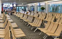 Thái Lan lập bệnh viện dã chiến, phong tỏa đảo Phuket