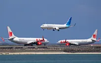 Ngành hàng không Indonesia quay cuồng trong “cơn bão” COVID-19