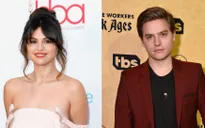 Selena Gomez bất ngờ tiết lộ về nụ hôn đầu đời