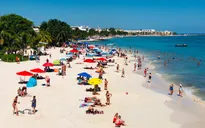 28 sinh viên Đại học Texas dương tính với COVID-19 sau khi đi nghỉ xuân ở Mexico