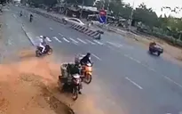Clip: Ô tô con lao qua đường gây tai nạn