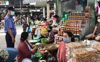 Đà Nẵng xử lý nghiêm người vào chợ không đeo khẩu trang
