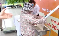 Cây "ATM gạo" - Nơi trao gửi tình người trong mùa dịch COVID-19