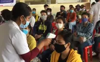 Campuchia cách ly 16.000 công nhân tự ý về quê ăn Tết