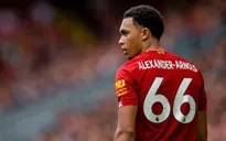 Sao Liverpool buồn rười rượi vì mất chức vô địch Premier League trong... trò chơi điện tử