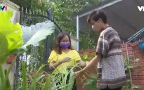 Chàng trai đam mê tinh chế thảo mộc
