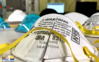 Mỹ: Đập vỡ kính xe nhân viên y tế để ăn cắp khẩu trang