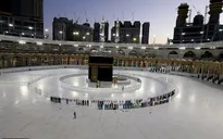 Thánh địa Mecca trong ngày đầu tháng lễ Ramadan