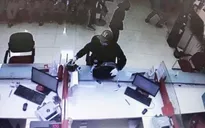 Vụ cướp ngân hàng tại huyện Sóc Sơn, Hà Nội: Nghi can ra đầu thú
