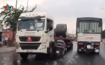 Suýt mất mạng vì phóng nhanh, vượt ẩu