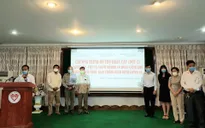 Phát quà cứu trợ đợt 2 cho người Khmer gốc Việt tại Campuchia gặp khó khăn do ảnh hưởng dịch COVID-19
