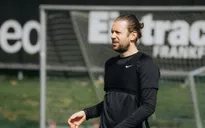 CLB Eintracht Frankfurt trở lại tập luyện