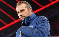 Bayern Munich gia hạn hợp đồng với HLV Hansi Flick