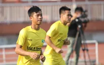 Phan Văn Đức nỗ lực tập luyện trong thời gian V.League tạm nghỉ