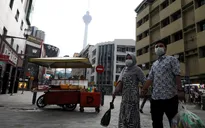 Malaysia nới lỏng các hạn chế