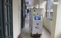 Chế tạo thành công robot vận chuyển trong các khu vực cách ly