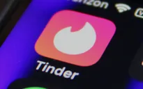 Tinder miễn phí tính năng hộ chiếu cho tất cả người dùng
