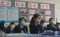 Đi học "bình thường kiểu mới" trên khắp thế giới