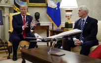 COVID-19 tràn vào Nhà Trắng