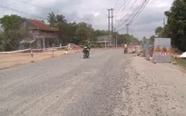 Lo sạt lở Quốc lộ 30, Đồng Tháp xin làm tuyến tránh