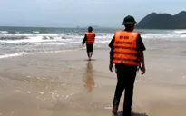 Tìm thấy thi thể 1 trong 2 cháu bé đuối nước ở Quan Lạn