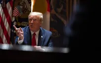 Ông Trump chỉ trích giới nhà giàu "lá mặt, lá trái"
