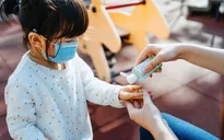 Hội chứng lạ ở trẻ: Căn bệnh mới hay virus SARS-COV2 đang tiến hóa?