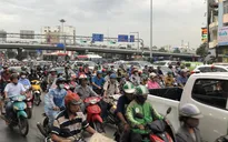 Nhiều ý kiến trái chiều về đề xuất bật đèn xe cả ngày