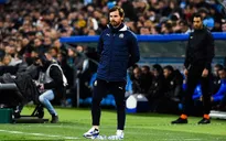 Andre Villas-Boas trên đường rời khỏi Marseille