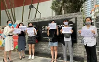 "Nóng" việc thu học phí đợt nghỉ dịch; gấp rút chọn sách giáo khoa mới