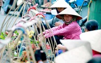 Chật vật mưu sinh dọc phố cổ Hà Nội thời kỳ "bình thường mới"