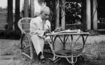 Chủ tịch Hồ Chí Minh - người làm rạng rỡ non sông