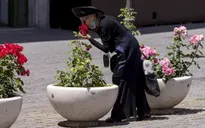 Anh cập nhật thêm các triệu chứng mắc COVID-19