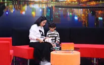 Cậu bé 8 tuổi chạnh lòng khi mẹ sinh thêm em, không được đọc truyện cùng mẹ mỗi tối