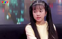 Cô bé 12 tuổi bật khóc cầu xin mẹ “Đừng gọi con là mày!”