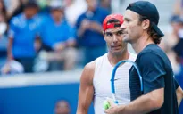 HLV Carlos Moya lý giải sự cải tiến trong quả giao bóng của Nadal