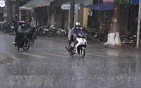 Đêm 31/5, các khu vực trên cả nước có mưa rào và dông; đề phòng lốc, sét và gió giật mạnh