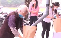 Học Bác san sẻ với đồng bào: từ "Hũ gạo kháng chiến" tới “ATM gạo” miễn phí
