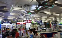 Người dân đổ xô đi mua quạt mát, máy điều hòa