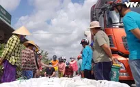 Gần 96.000 hộ dân "khát" nước sinh hoạt vì hạn mặn