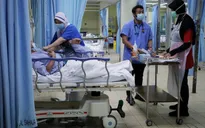 Malaysia: Bệnh nhân COVID-19 được xuất viện sau 2 tuần dù vẫn dương tính